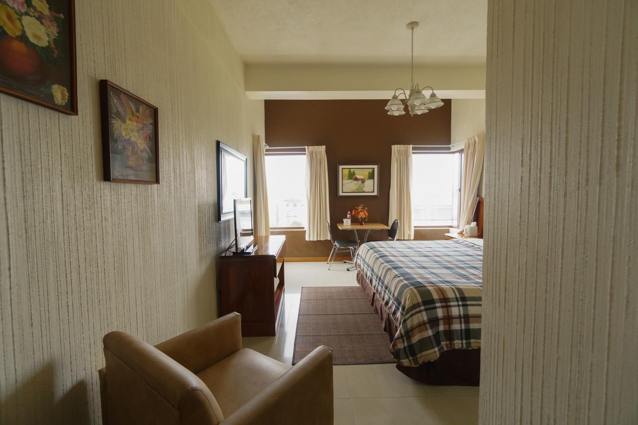 Hotel Anna Inn Olintepeque ภายนอก รูปภาพ